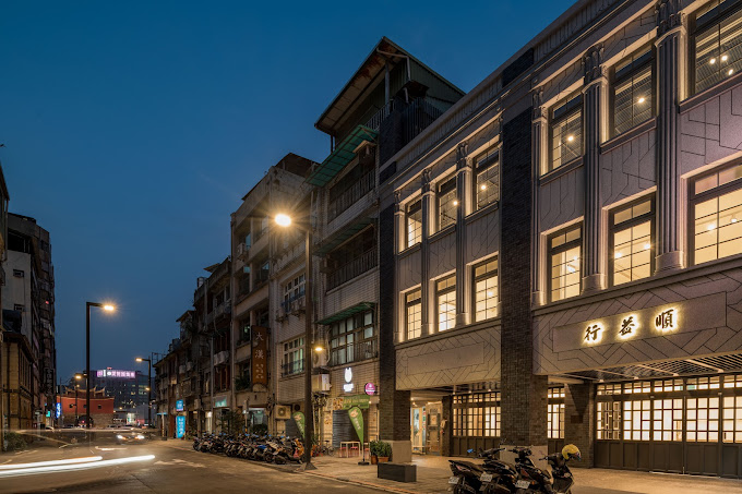 順益博物館(財團法⼈林廼翁⽂教基⾦會附設私⽴順益台灣原住民博物館)